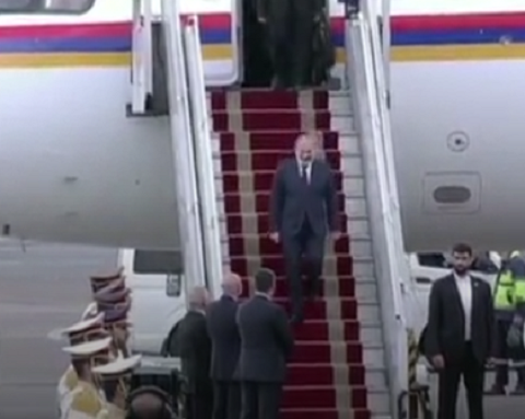 Премьер-министр Армении прибыл с визитом в Тегеран