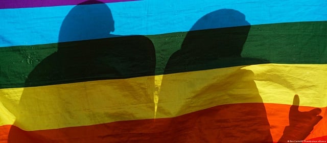 Парламент Сингапура декриминализовал гей-секс. Deutsche Welle
