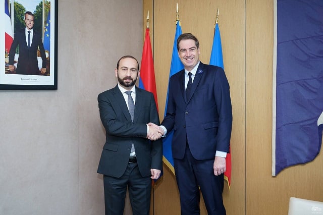 Обсуждалось также возможное участие французской стороны в различных экономических и инвестиционных программах, реализуемых в Армении