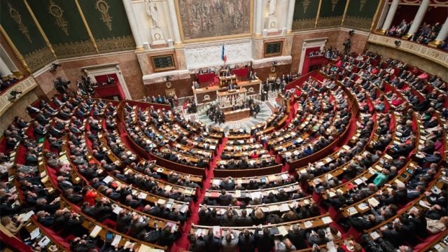 Национальное собрание Франции единогласно приняло резолюцию в поддержку Армении и предложение о введении санкций в отношении Азербайджана