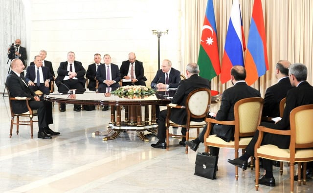 Алиев обвинил Армению в манипуляциях в переговорах о мирном договоре. Interfax