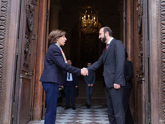 Арарат Мирзоян выразил признательность Катрин Kолонне за принципиальную позицию французской стороны по ликвидации последствий азербайджанской агрессии 13-14 сентября в отношении суверенной территории РА