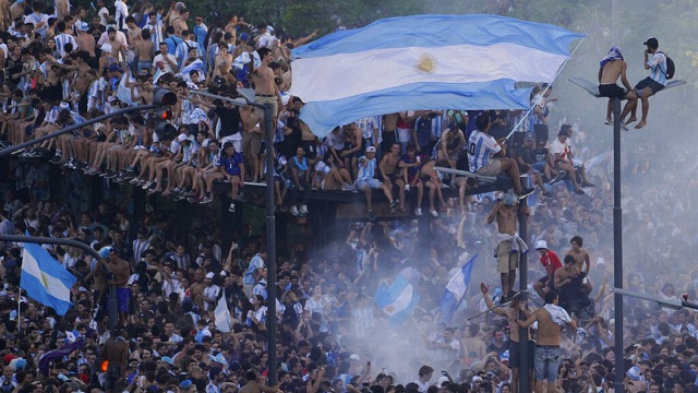 Аргентина чествует своих чемпионов. Euronews