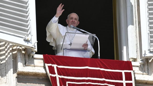 Папа Римский выразил глубокую озабоченность в связи с закрытием Лачинского коридора