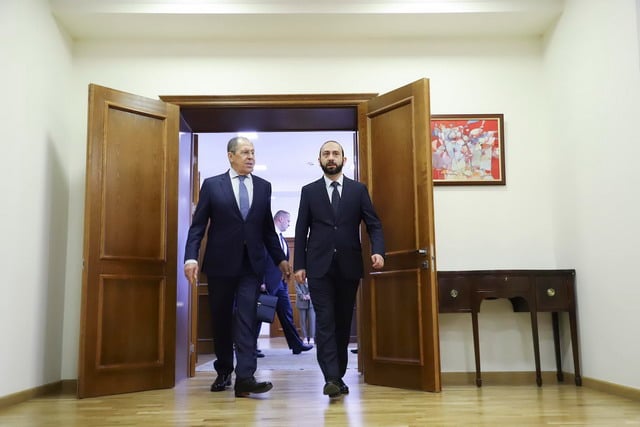 Армения не сообщила по дипломатическим каналам о своем неучастии во встрече. Сергей Лавров