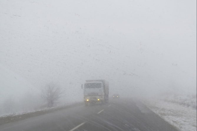 На автодороге Горис-Сисиан Сюникского региона наблюдается туман