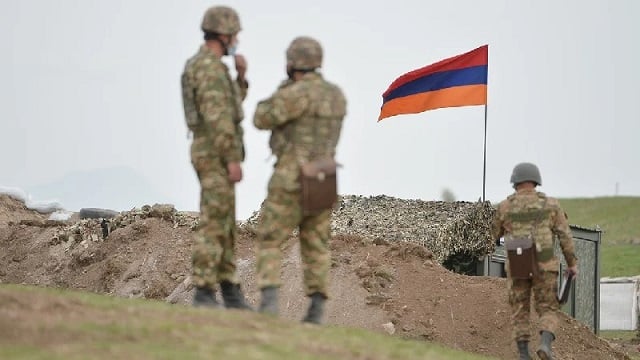 Подразделения ВС Азербайджана открыли огонь из стрелкового оружия разного калибра в направлении армянских позиций, расположенных у села Неркин Анд