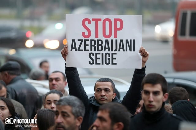 Возможна эскалация между Азербайджаном и Арменией накануне подписания мирного договора. Председатель совета Фонда развития и поддержки международного дискуссионного клуба «Валдай»