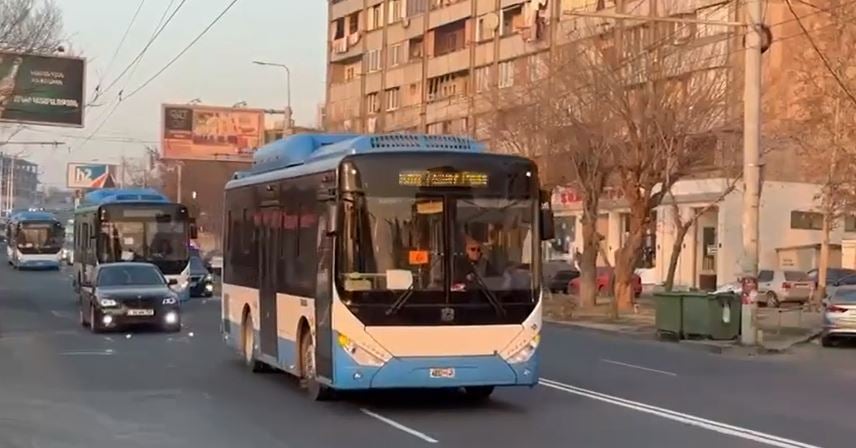 30 из 150 автобусов марки «Джон Тонг» уже прибыли в Ереван