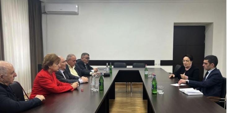 Министр иностранных дел Республики Арцах Сергей Казарян принял представителей армянской общественности