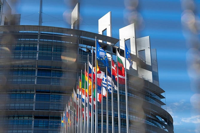 Европарламент принял срочную резолюцию о гуманитарных последствиях блокады Арцаха