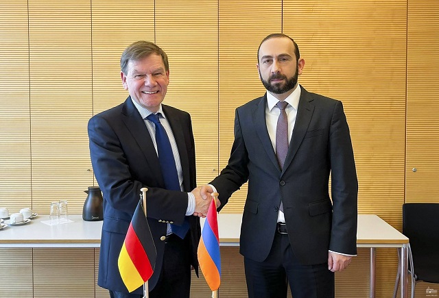 Была обоюдно подчеркнута важность тесного межпарламентского сотрудничества между Арменией и Германией как на двусторонней, так и на многосторонней площадках