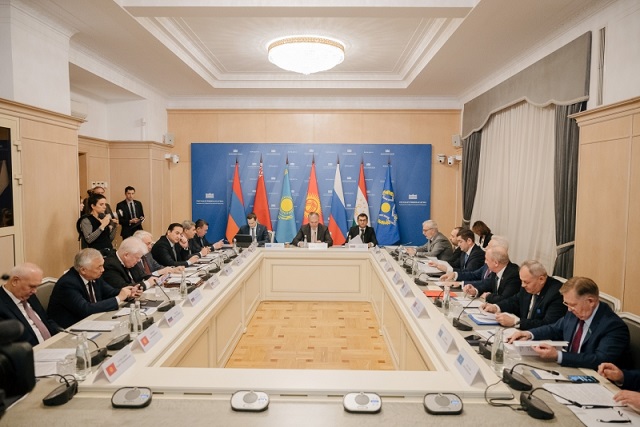 Армянская делегация представила ситуацию вокруг Лачинского коридора на ПА ОДКБ в Москве