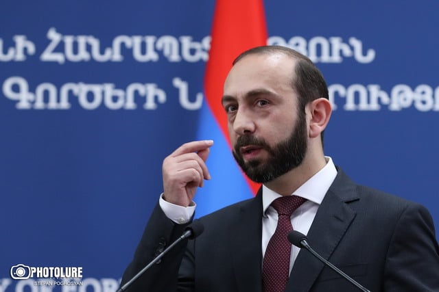Армения получила новые предложения из Баку. Арарат Мирзоян