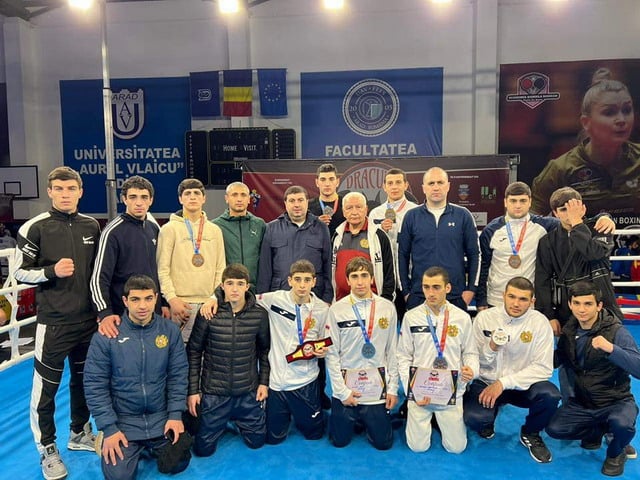 Молодые боксеры хорошо выступили в Румынии