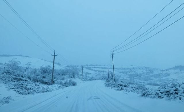 Из-за снегопада дороги в высокогорных районах Арцаха местами труднопроходимы
