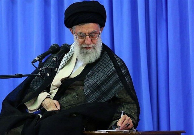 Аятолла Али Хаменеи согласился с помилованием или смягчением приговора десятков тысяч задержанных участников протестов. ИРНА