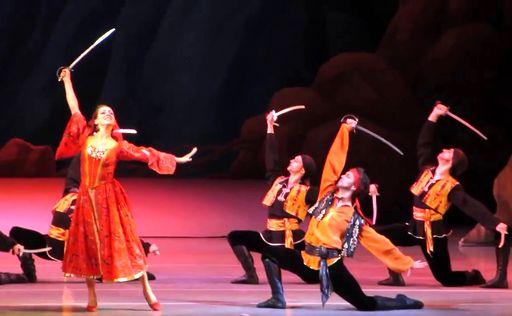 «Танец с саблями» Арама Хачатуряна в проекте «Нас не отменить!». Еркрамас
