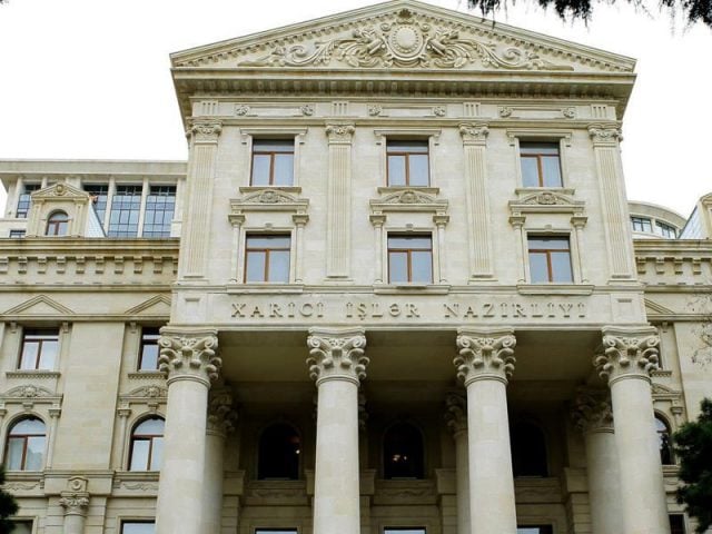 МИД Азербайджана считает «абсурдным» заявление Пашиняна относительно установки Азербайджаном пропускного пункта