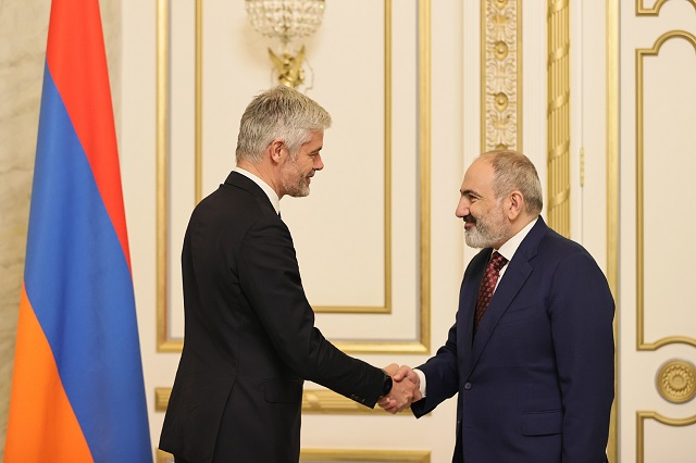 Вопреки всем вызовам мы не должны ни на секунду отклоняться от повестки развития Армении: Пашинян