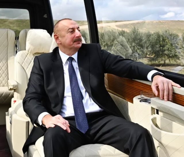 Работа над мирным договором с Арменией идет не очень гладко. Алиев