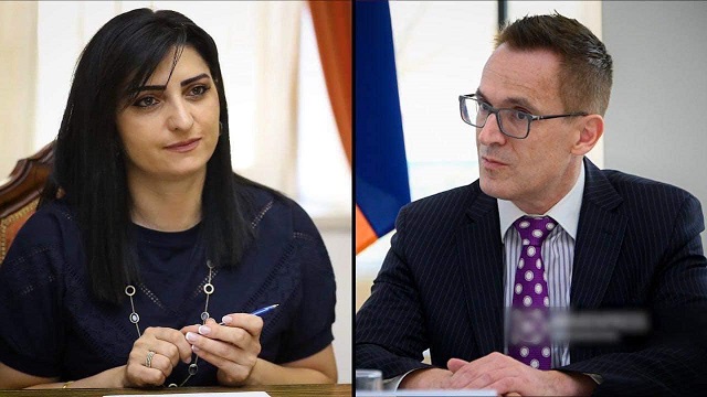 Тагуи Товмасян озвучила основную цель предпринятого ею сбора подписей — представить коллективную волю армянского народа: Арцах никогда не может быть в составе Азербайджана