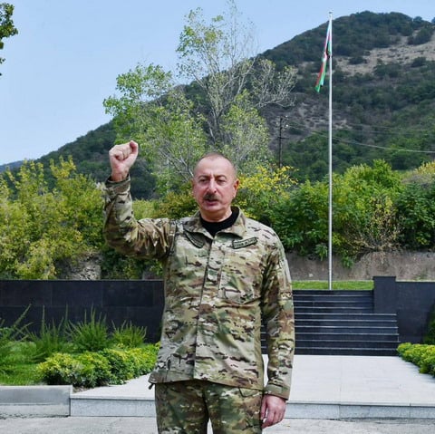 Мирный договор между Азербайджаном и Арменией неизбежен. Алиев