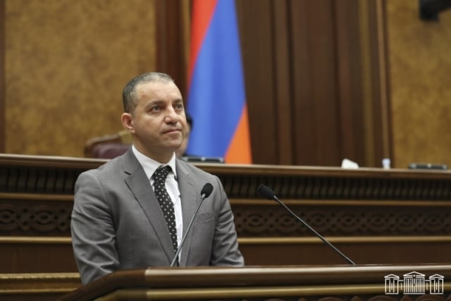 «Очередь армянских грузовиков в Верхнем Ларсе тает и к концу недели исчезнет». Керобян