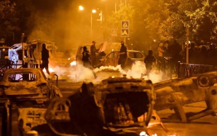 Во Франции третьи сутки продолжаются массовые беспорядки. Deutsche Welle