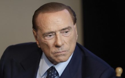 Скончался Сильвио Берлускони. Euronews