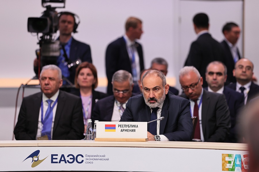 Армения предпринимает все усилия для поощрения развития стратегических направлений “Север-Юг” и “Восток-Запад”: Никол Пашинян