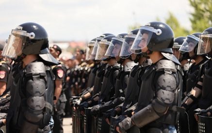 Реформы в Войсках полиции приведут к новому стандарту обеспечения общественной безопасности: премьер-министр принял участие в мероприятии по случаю 31-й годовщины формирования Войск полиции