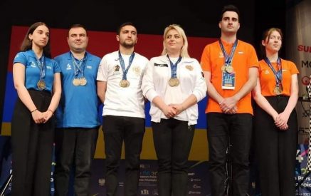 Элина Даниелян и Шант Саркисян выиграли чемпионат Европы по парному блицу
