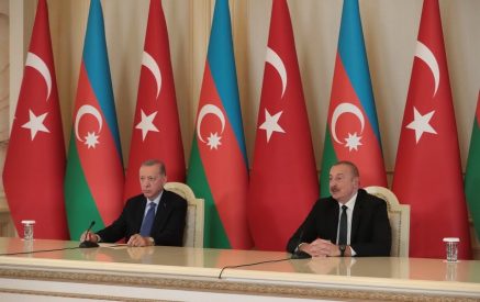 Азербайджан и Турция будут и дальше выступать с единых позиций во внешней политике. Алиев