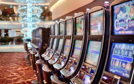 Запрет рекламы азартных игр в Грузии — доходы медиа снизились, а игровой индустрии выросли. JAMnews