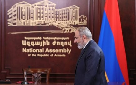 Пашинян ответил на вопросы членов Следственной комиссии НС РА по изучению обстоятельств боевых действий, развязанных 27-го сентября 2020 года