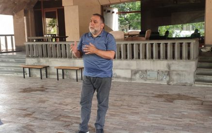 Усилия международного сообщества должны быть направлены на предотвращение серьезных психологических и нравственных проблем у 30 000 детей, 20 000 пожилых людей, беременных женщин. Рубен Варданян