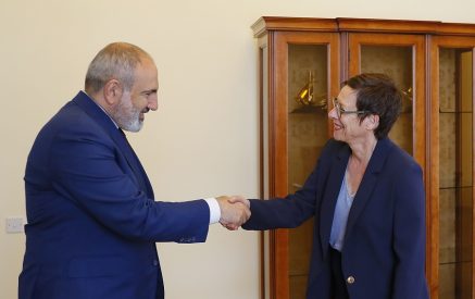 Пашинян поблагодарил Анн Луйо за вклад в эффективное сотрудничество и развитие армяно-французских отношений