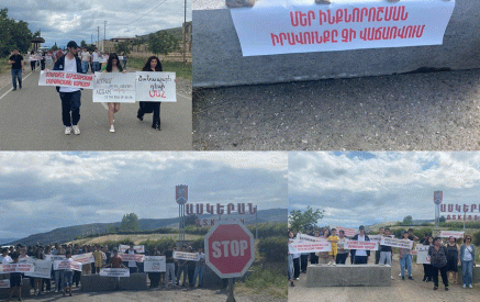 Группа арцахцев перекрыла дорогу Аскеран-Акна и установила бетонные заграждения