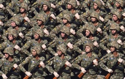 Решить проблемы может лишь армянская армия