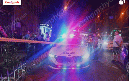 Стрельба в центре Еревана. Перед зданием «Ереван Сити» были обнаружены гильзы, нож, очки, следы крови. shamshyan.com