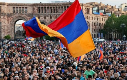 Россия одобрила «революцию» в Армении в 2018!