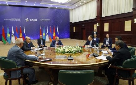 Пашинян подчеркнул необходимость создания единого газового и энергетического рынка в контексте дальнейшего развития ЕАЭС: в Цахкадзоре состоялось заседание Евразийского межправительственного совета