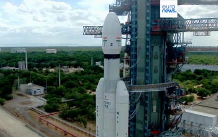 Миссия «Чандраян-3»: индийский космический аппарат совершил посадку на Луне. Euronews