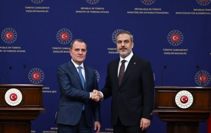 Армяно-азербайджанский мирный договор приведет к нормализации отношений Турции с Арменией. Фидан