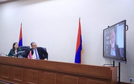 Нассим Талеб об армянских друзьях, хаосе и соотношении сфер