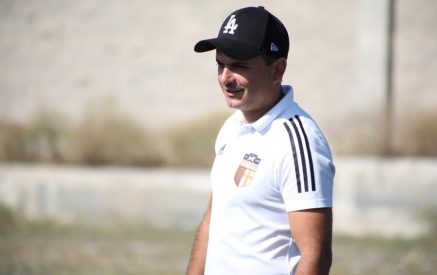 Арсен Оганесян — главный тренер футбольного клуба «Ширак»
