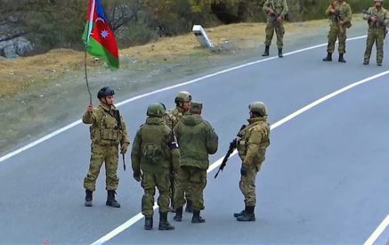 Вопрос продления миссии российских миротворцев в Карабахе будет обсуждаться с Баку