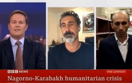 Серж Танкян и Артак Бегларян в эфире телеканала BBC представили ситуацию в Нагорном Карабахе