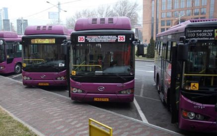 25 автобусов отправятся в Нагорный Карабах для организации въезда вынужденных переселенцев в Армению